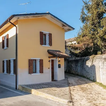 Graziosa Casa Indipendente & Park Free Holiday home Solighetto