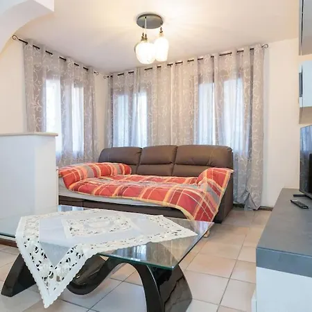 Graziosa Casa Indipendente & Park Free Prázdninový dům Solighetto