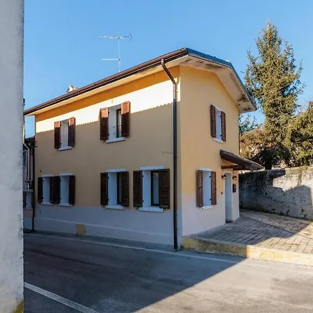 Prázdninový dům Graziosa Casa Indipendente & Park Free *